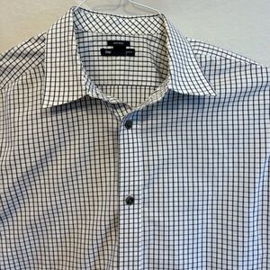 GAP Black and White Casual Original Fit Button Down Shirt